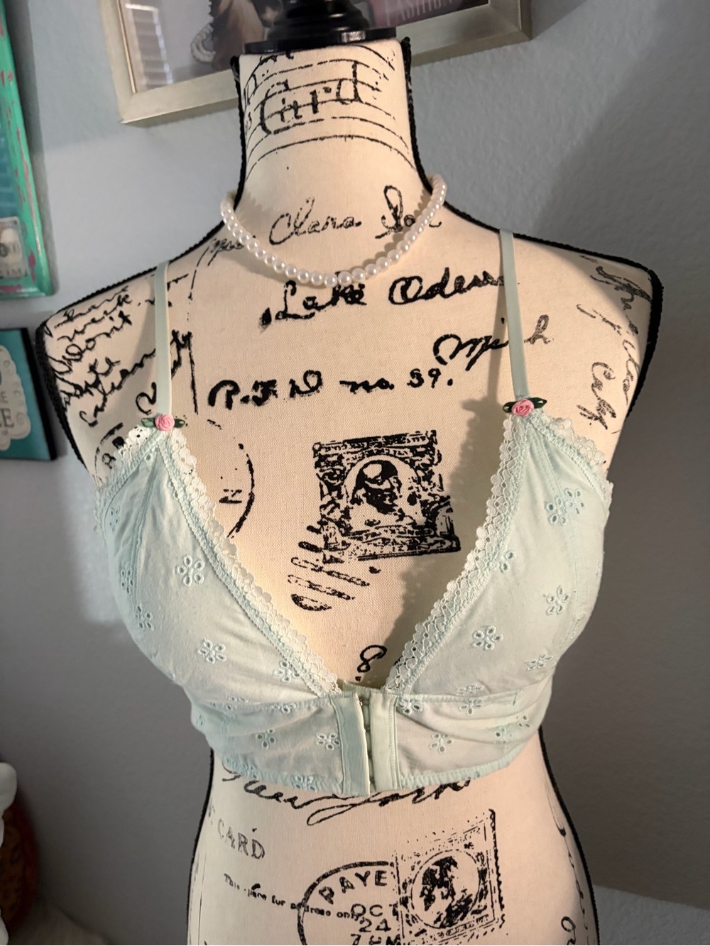 Lace-Trim Bralette in Light Mint/ teal